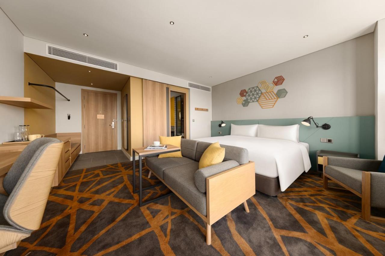 Hotel Hiive By Fusion Binh Duong - Vsip 1 Thuan An Exterior foto