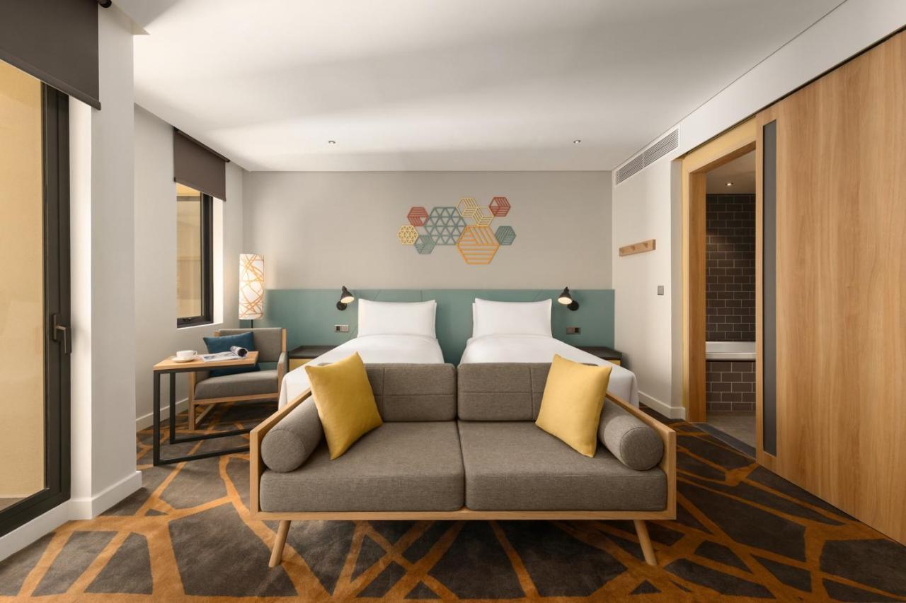 Hotel Hiive By Fusion Binh Duong - Vsip 1 Thuan An Exterior foto